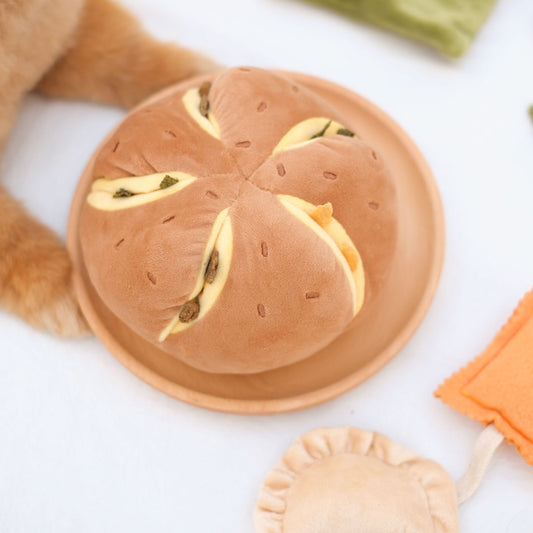 Cheesy Bread Nosework Toy (預購)