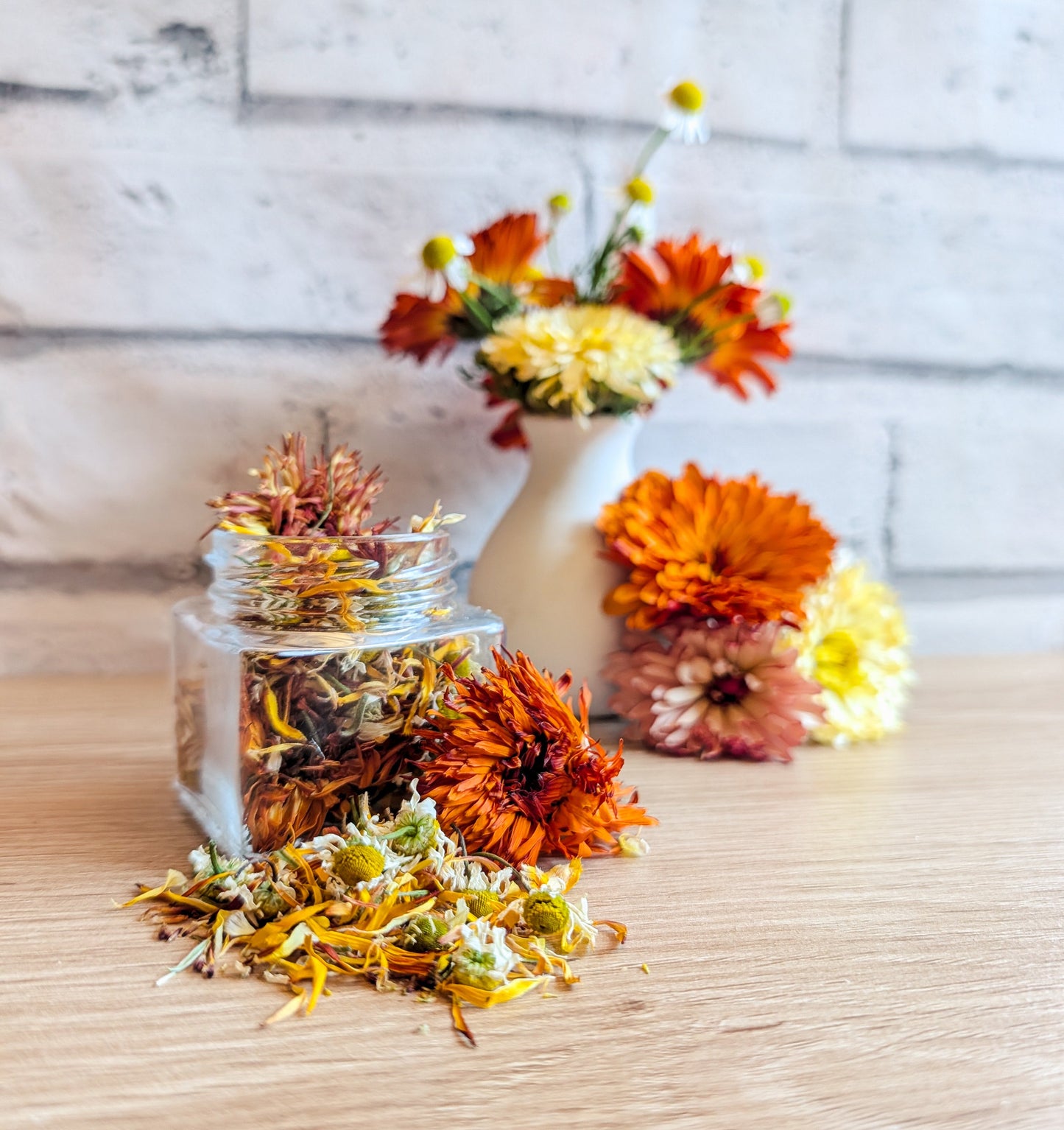 Phoenix Confetti (Calendula + Chamomile)