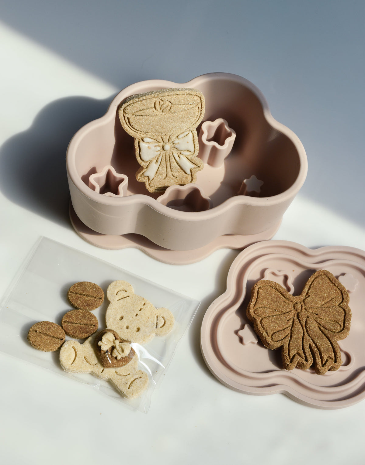 Latte Lover Set (1 cookie + 1 feeder)