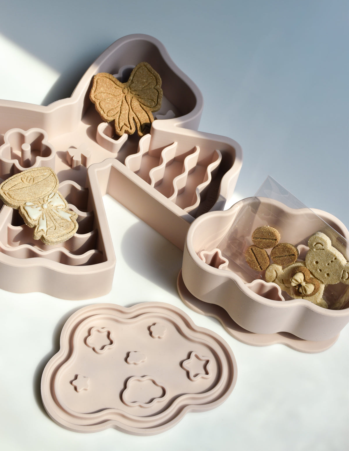 Latte Lover Set (1 cookie + 1 feeder)