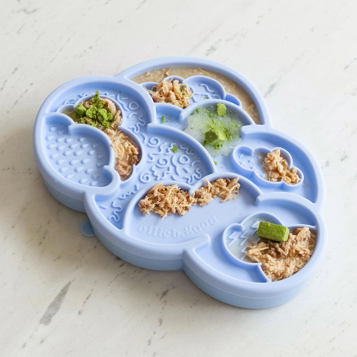 Cloud nine lick mat & lid | cornflower