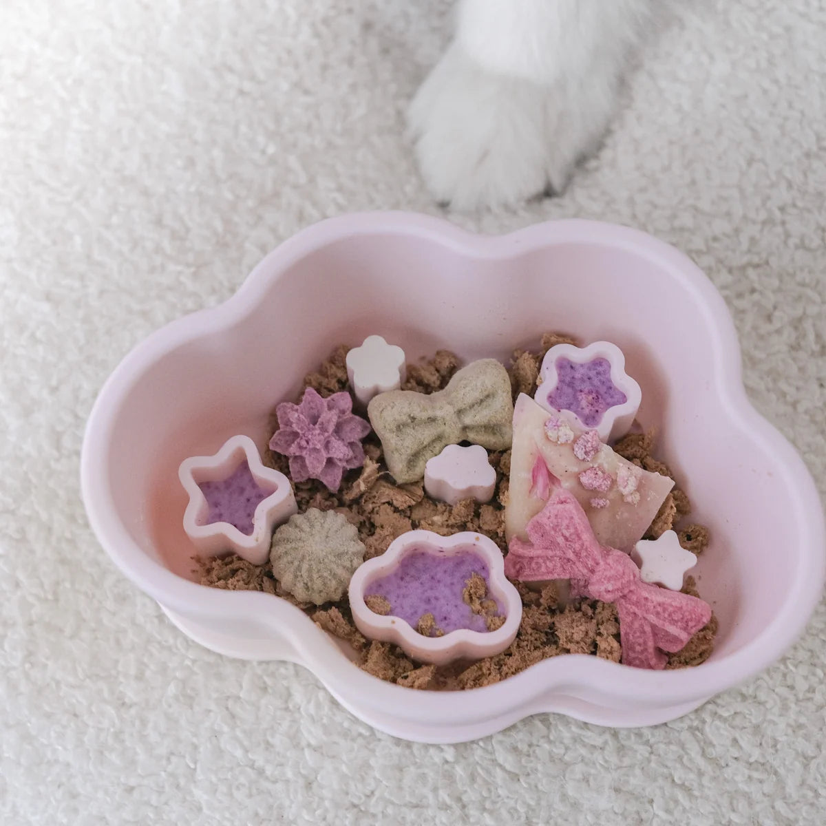 nimbus forage feeder in peony