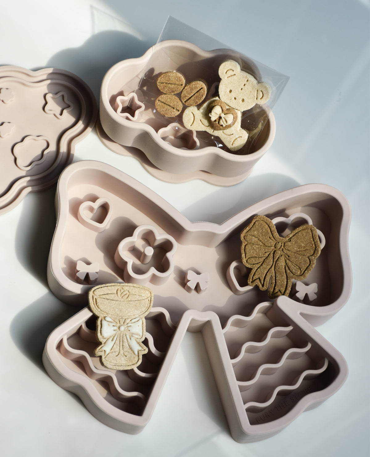 Latte Lover Set (1 cookie + 1 feeder)
