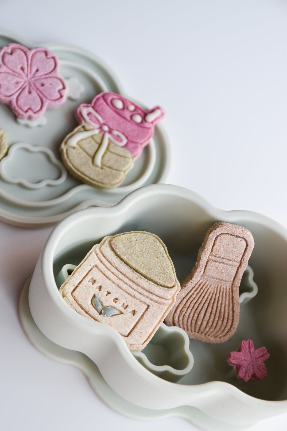 Matcha Lover Set (1 Cookie + 1 Feeder)