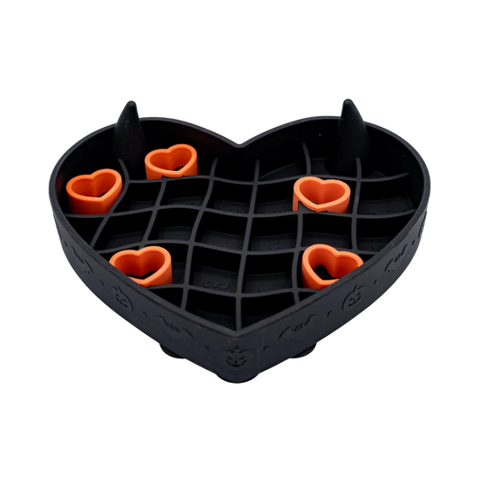 Heart-O-Ween Grub Mat (Black)